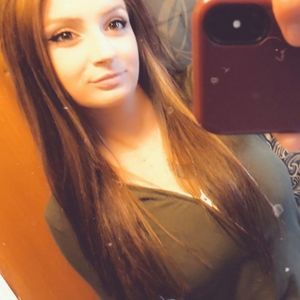 Meet your Posher, Janelle